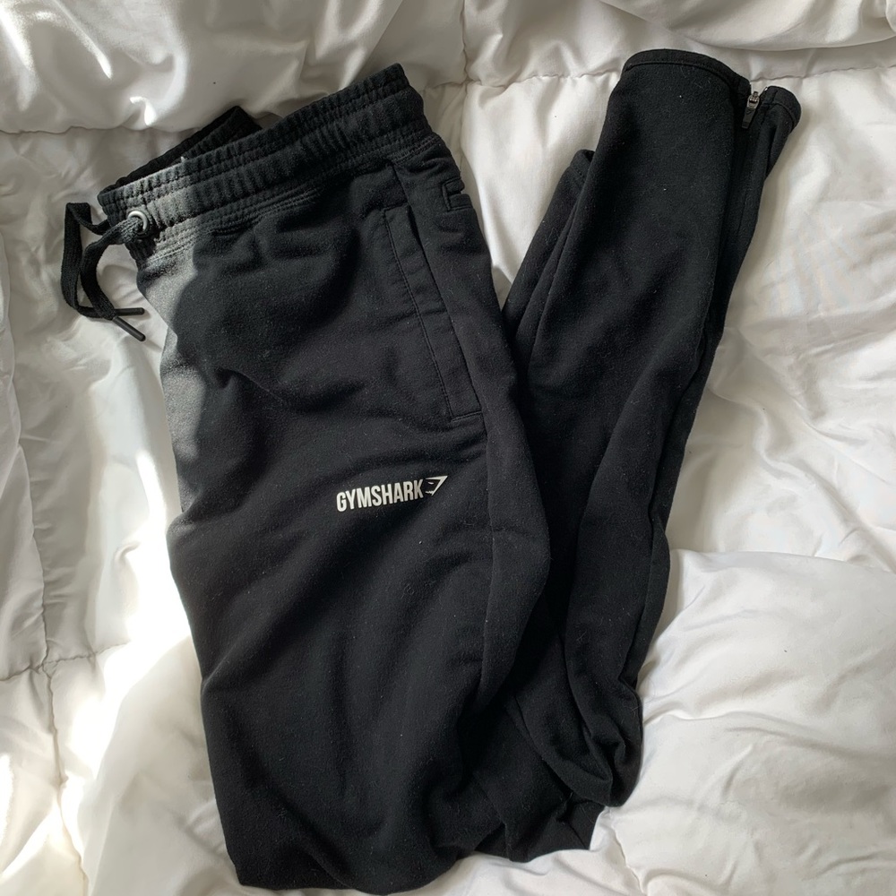 Gymshark Joggers 🦈